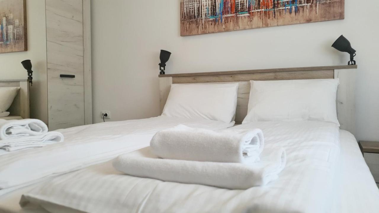 Apartments Spring Cacak Bagian luar foto